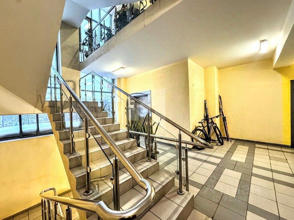 Продажа 2-комн квартиры на вторичном рынке Крылатская улица, 45К2
