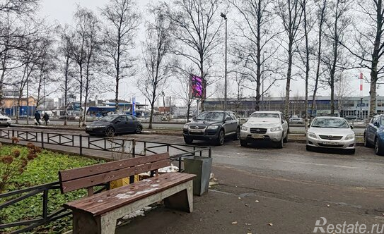 Продажа 2-комн квартиры на вторичном рынке Приморское шоссе