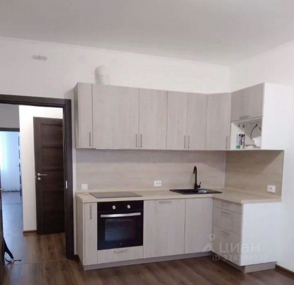 Продажа 2-комн квартиры на вторичном рынке аллея Арцеуловская, 21