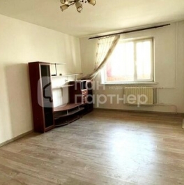 Продажа 1-комн квартиры на вторичном рынке Яхтенная улица,  д. 42