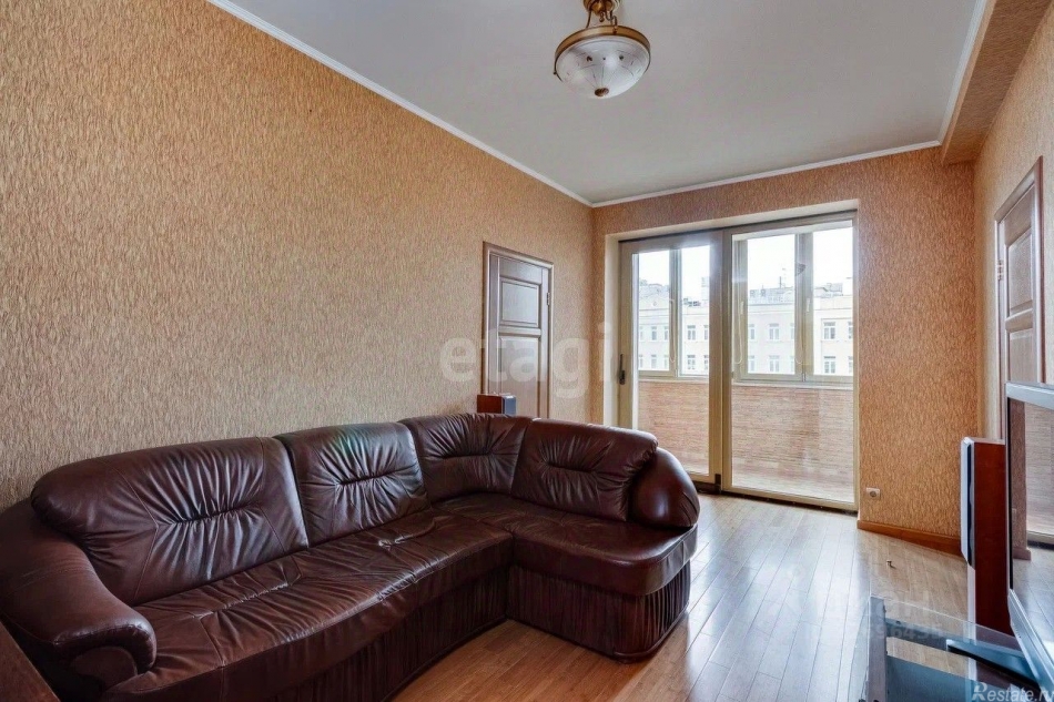 Продажа 2-комн квартиры на вторичном рынке Старопименовский переулок,  д. 16