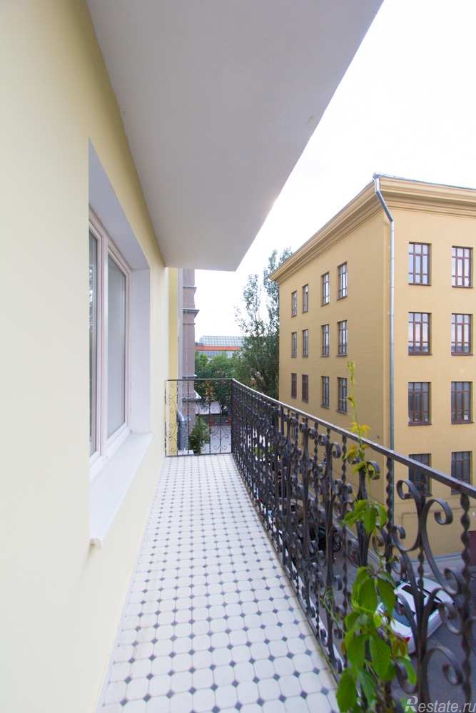 Продажа 5-комн квартиры на вторичном рынке Лаврушинский пер,  д. 17,  к. с4
