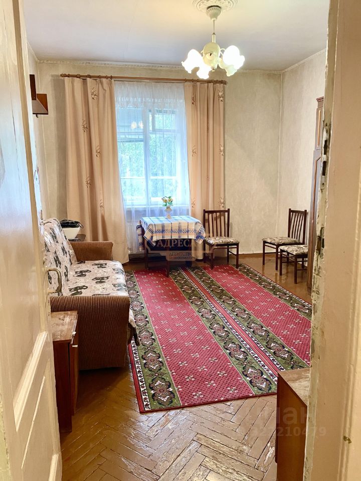 Продажа комнаты Среднеохтинский проспект, 45