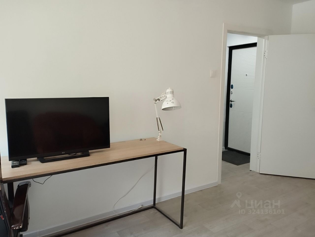 Продажа 1-комн квартиры на вторичном рынке Светлановский проспект, 101