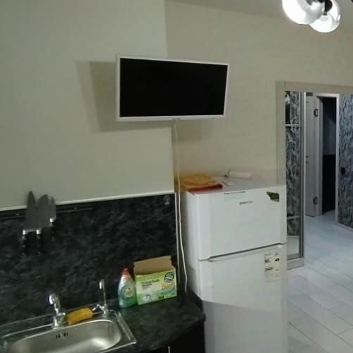 2-комн квартира с. Домодедово, улица Творчества, 1к1