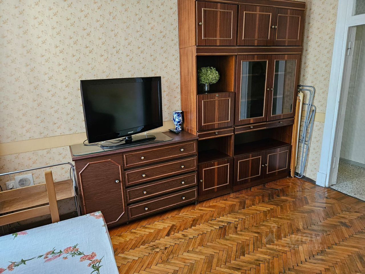 Продажа 2-комн квартиры на вторичном рынке Нейшлотский переулок, 15б