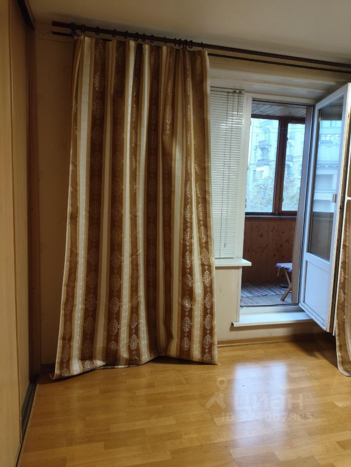 Продажа 2-комн квартиры на вторичном рынке Северный ао, улица 8 Марта, 7/5