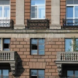 Продажа 2-комн квартиры на вторичном рынке ул Сердобольская,  д. 1