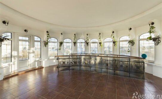 Продажа 5-комн квартиры на вторичном рынке ул Знаменка,  д. 13,  к. 1