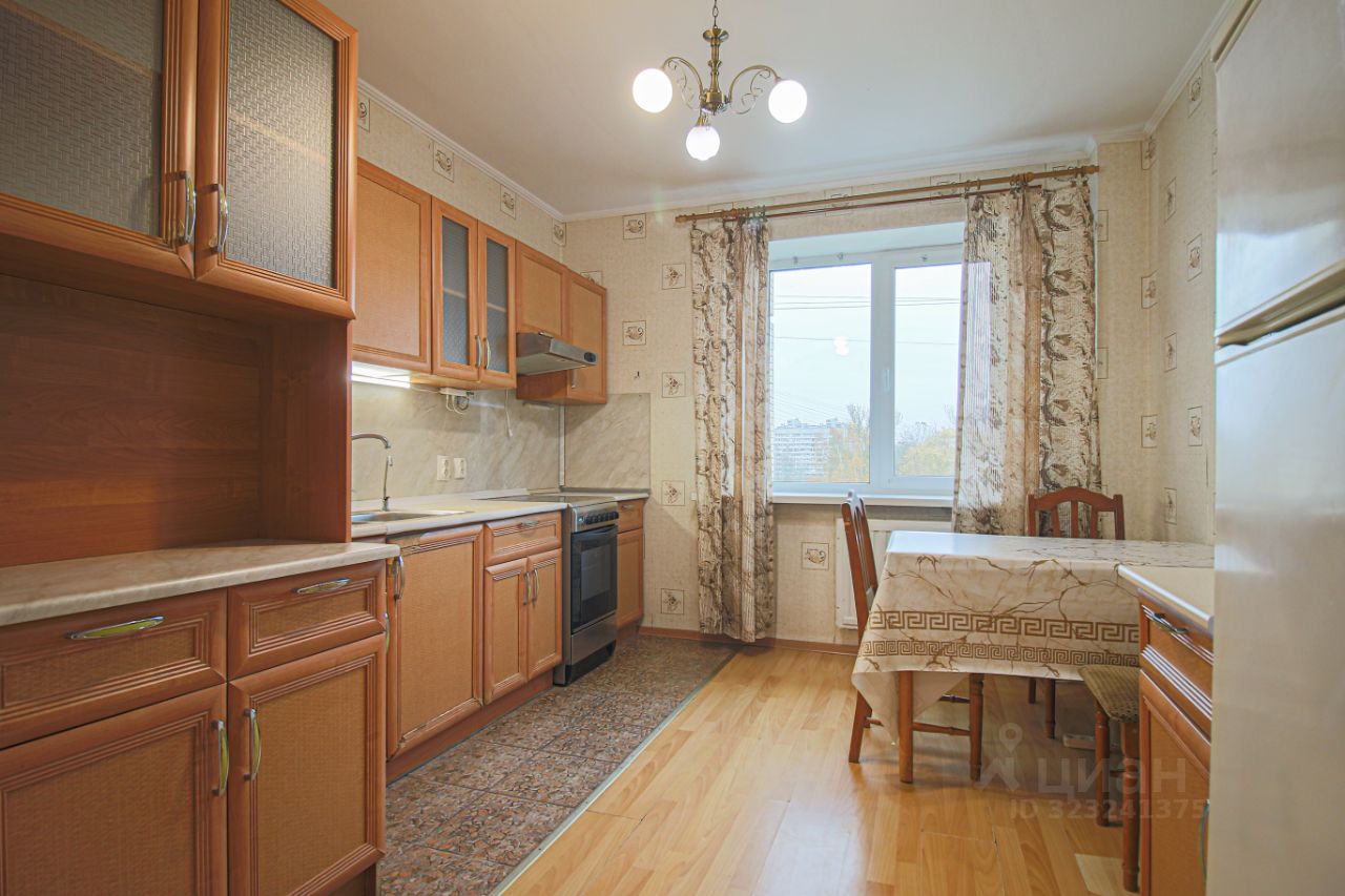 Продажа 2-комн квартиры на вторичном рынке Ленинский проспект, 151к3