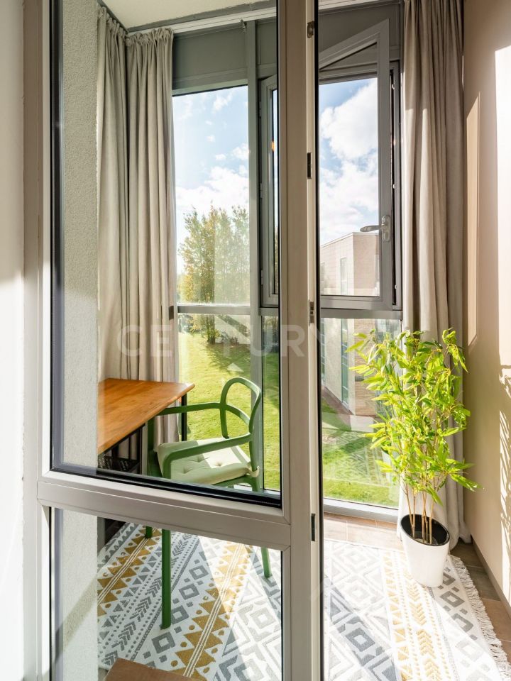 Продажа 2-комн квартиры на вторичном рынке Лахта тер., улица Новая, 51к10