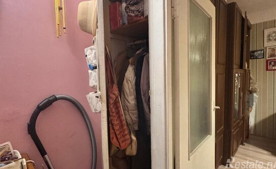 Продажа 1-комн квартиры на вторичном рынке улица Ленсовета,  д. 74