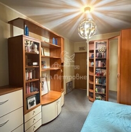 Продажа 3-комн квартиры на вторичном рынке Красносельский 2-й пер,  д. 2