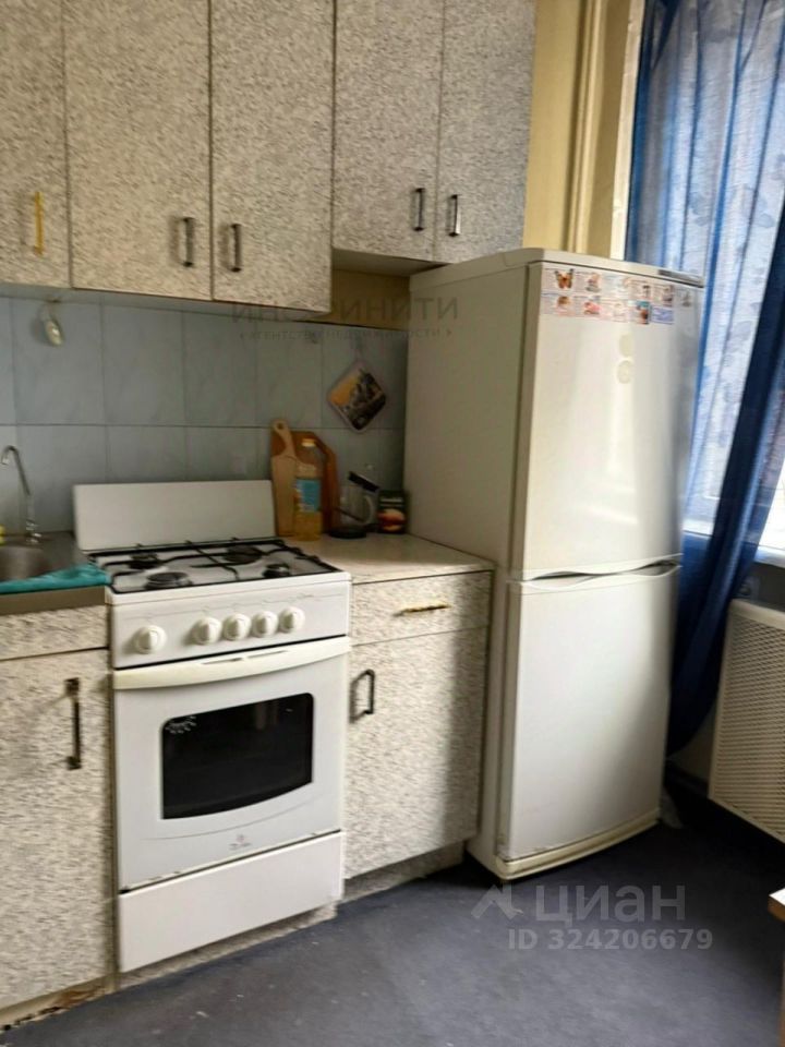 Продажа 1-комн квартиры на вторичном рынке улица Приорова, 16К1