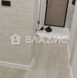 Продажа 1-комн квартиры на вторичном рынке улица Шолохова,  д. 4 к1