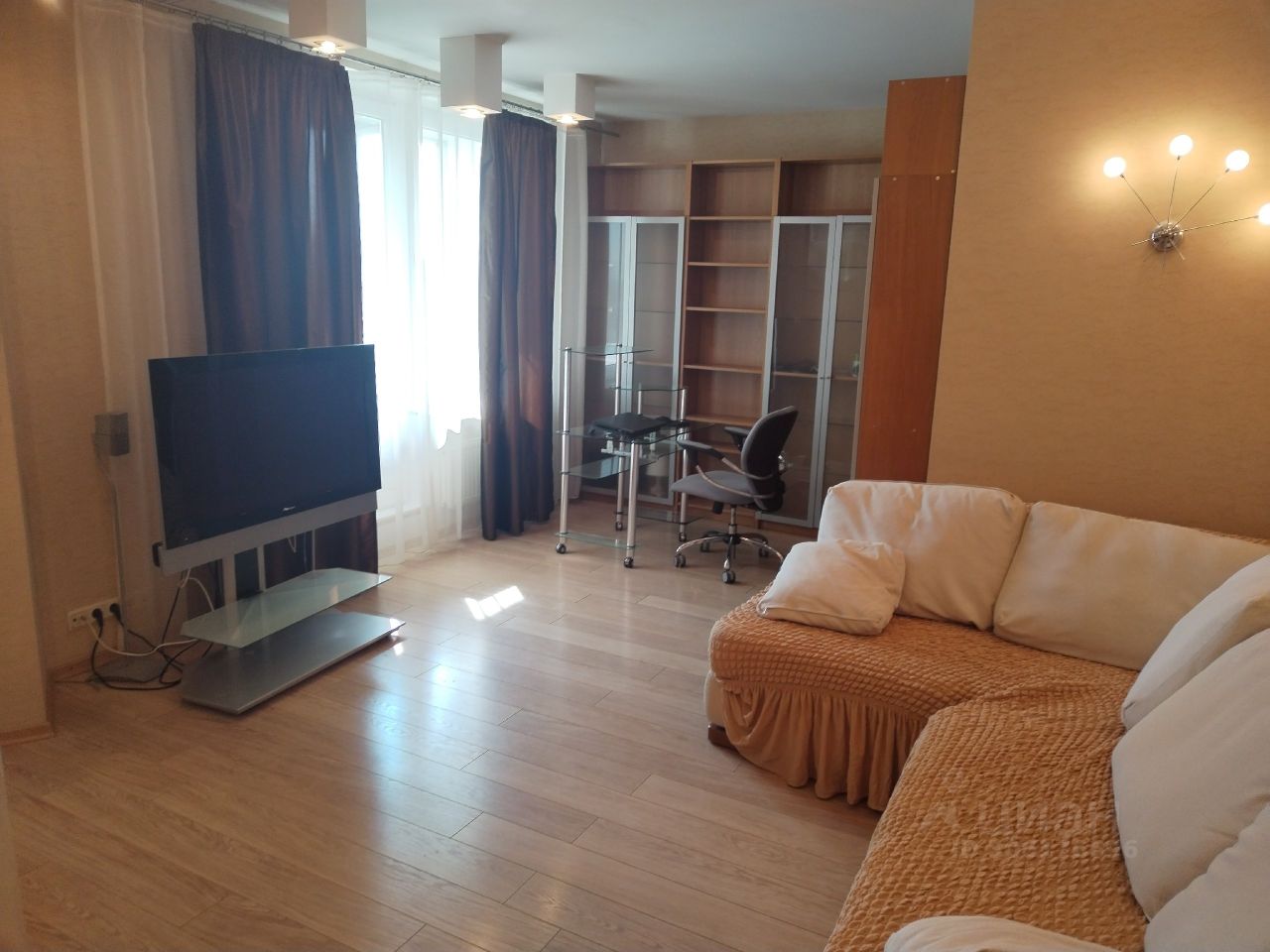 Аренда 2-комн квартиры на вторичном рынке проспект Энгельса, 97