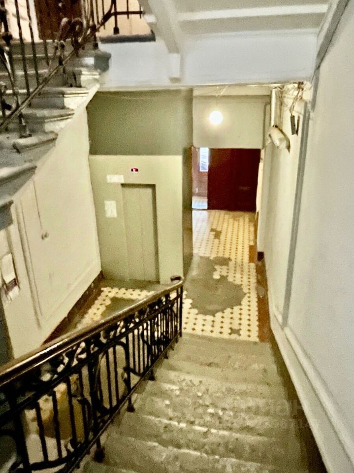 Продажа 6-комн квартиры на вторичном рынке улица Рылеева, 17-19