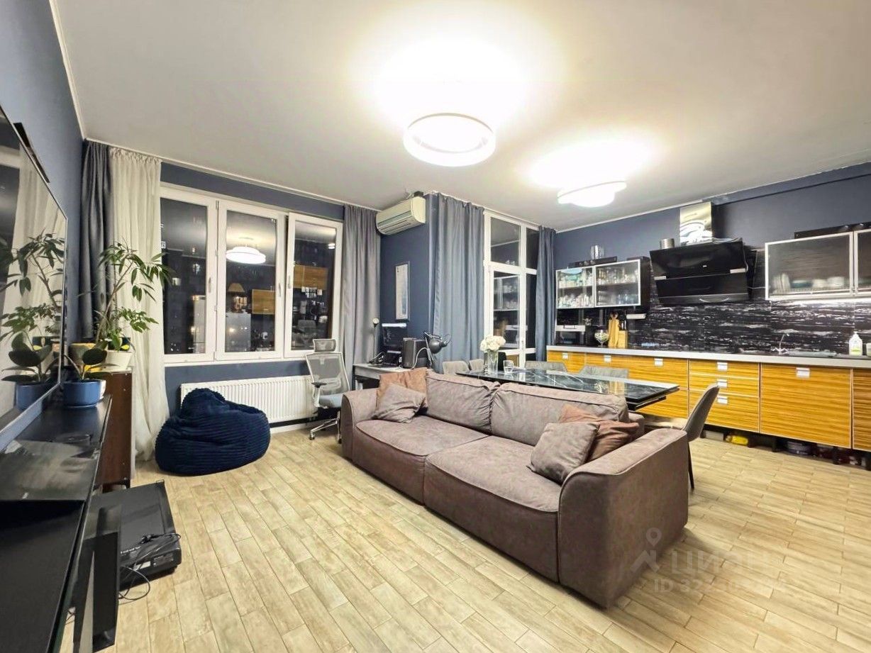 Продажа 3-комн квартиры на вторичном рынке Родниковая улица, 30к2