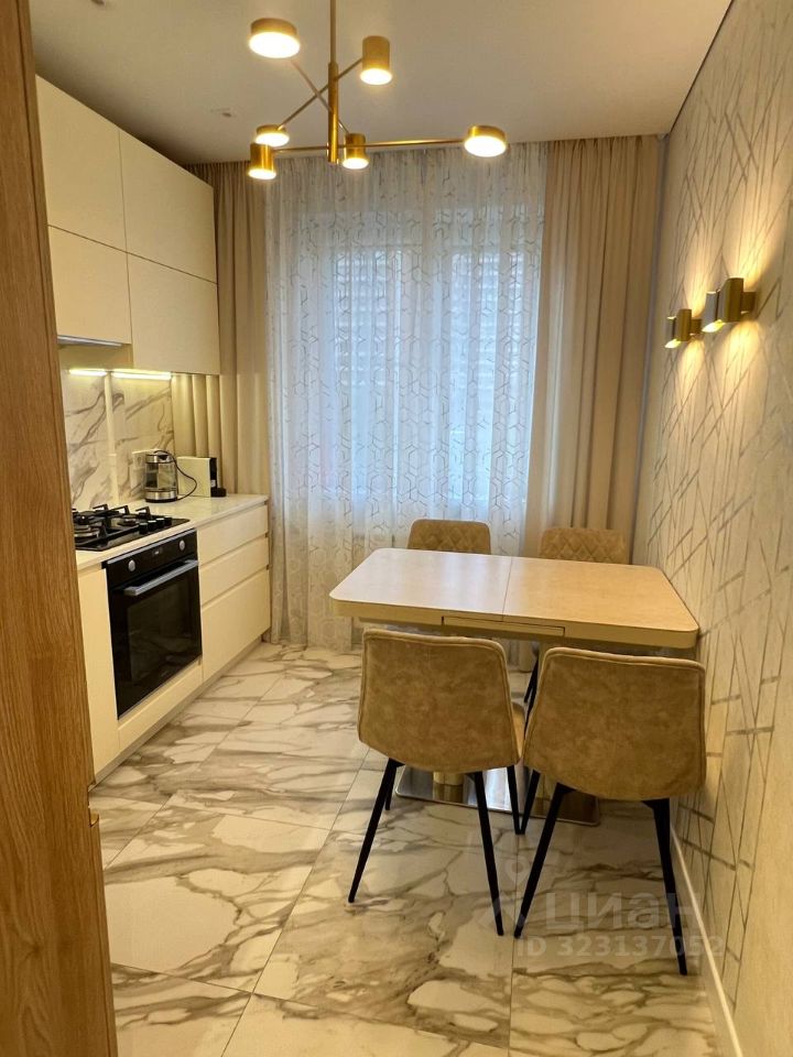 Продажа 3-комн квартиры на вторичном рынке Кировск, улица Энергетиков, 6