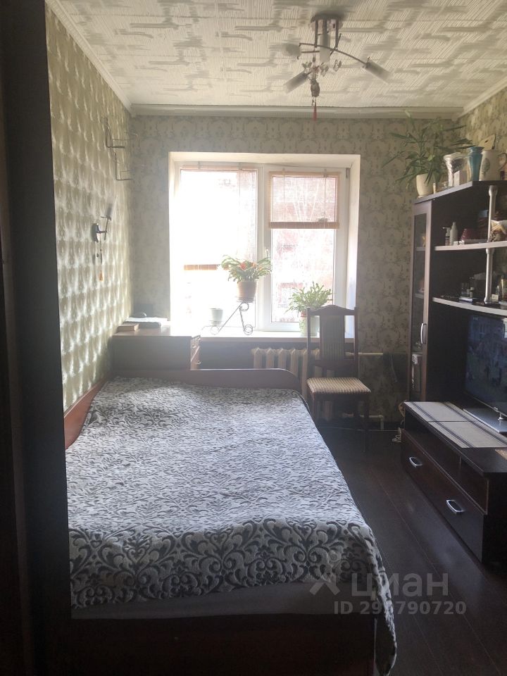 Продажа 2-комн квартиры на вторичном рынке Петергоф, Гостилицкое шоссе, 15к1