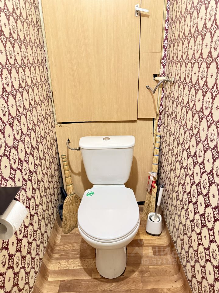 Продажа 2-комн квартиры на вторичном рынке улица Шверника, 17К3