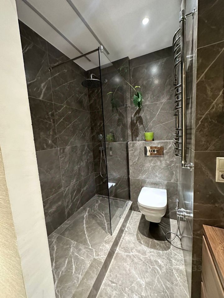 Продажа 5-комн квартиры на вторичном рынке Сабурово пгт, улица Парковая, 14