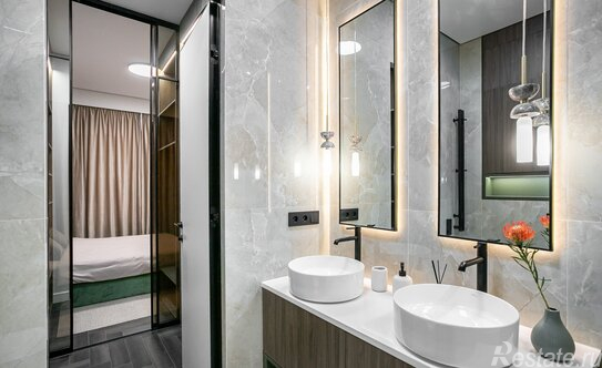 Продажа 4-комн квартиры на вторичном рынке улица Академика Волгина,  д. 2