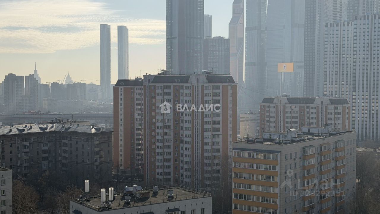 Продажа 3-комн квартиры на вторичном рынке Шелепихинское шоссе, 13С2
