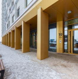 Продажа 2-комн квартиры на вторичном рынке Челюскина ул,  д. 10 с1