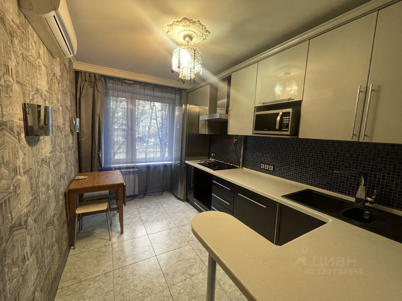 Продажа 2-комн квартиры на вторичном рынке Бакинская улица, 9