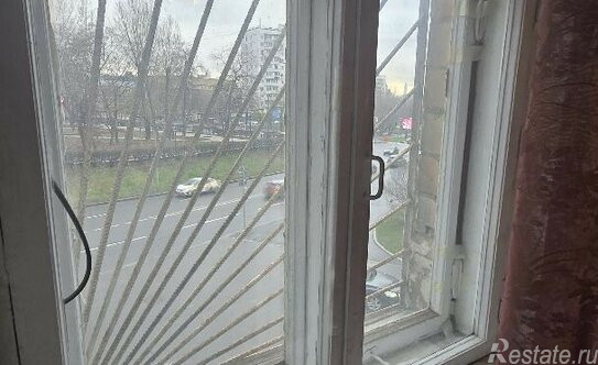 Продажа 3-комн квартиры на вторичном рынке 1905 года ул