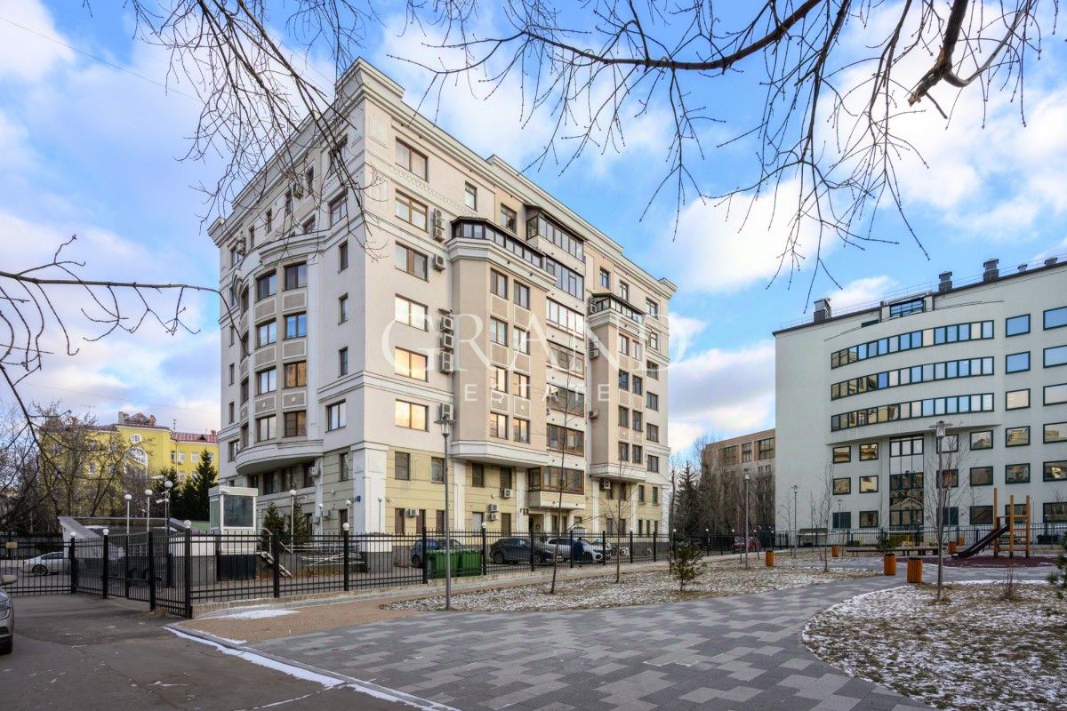 Продажа 3-комн квартиры на вторичном рынке Погорельский переулок, 5С2