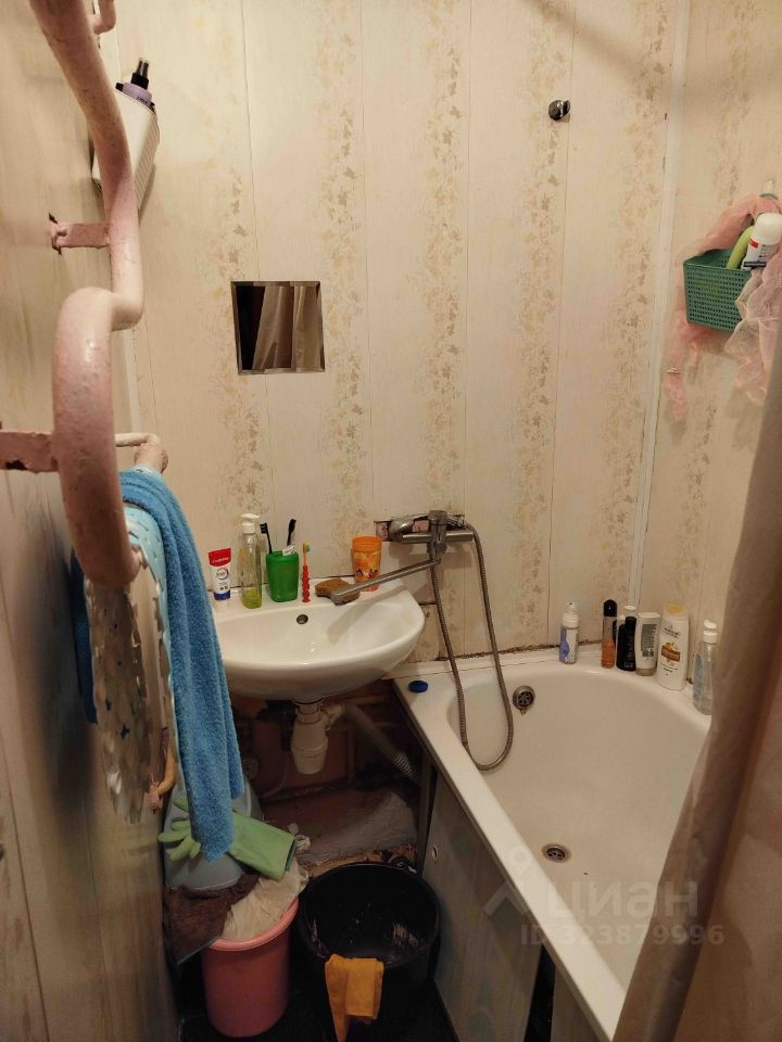 Продажа комнаты улица Подвойского, 34к2