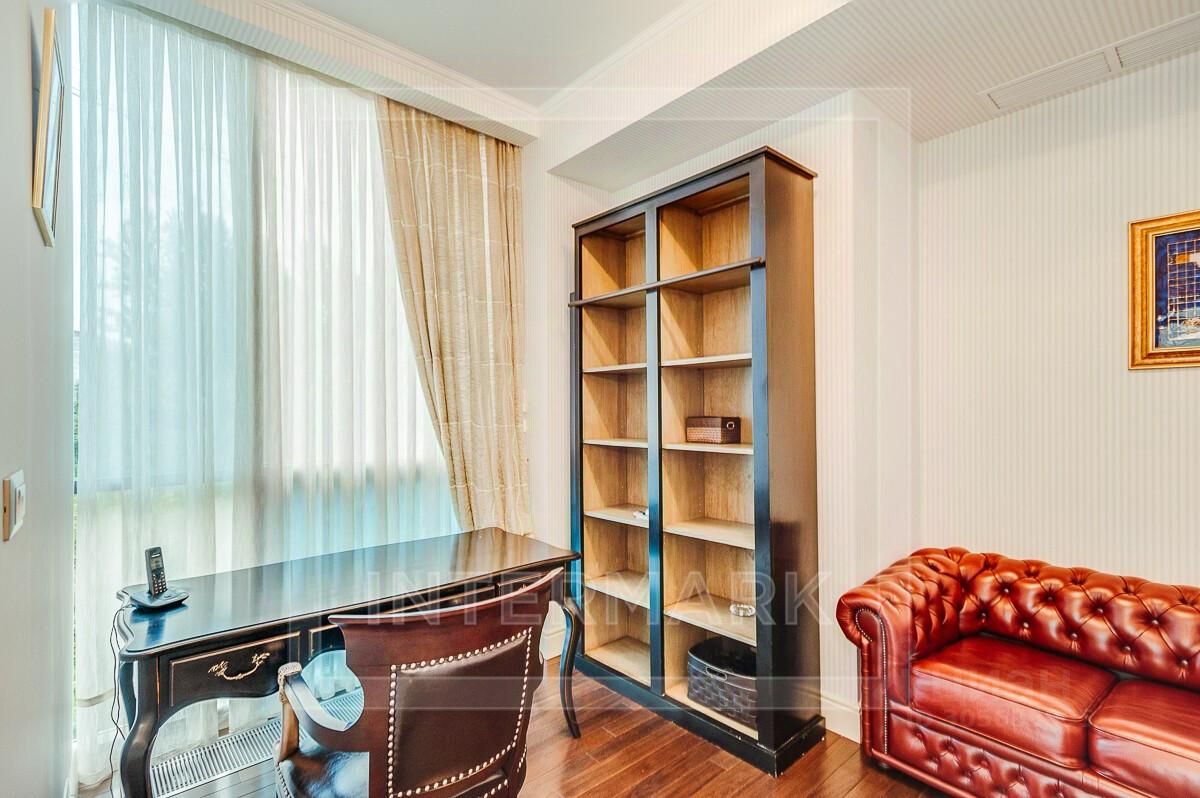 Продажа 6-комн квартиры на вторичном рынке улица Климашкина, 17С2