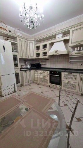 Продажа 2-комн квартиры на вторичном рынке Одинцово, улица Чикина, 12