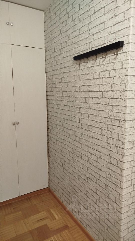 Аренда 1-комн квартиры на вторичном рынке Осенний бульвар, 6