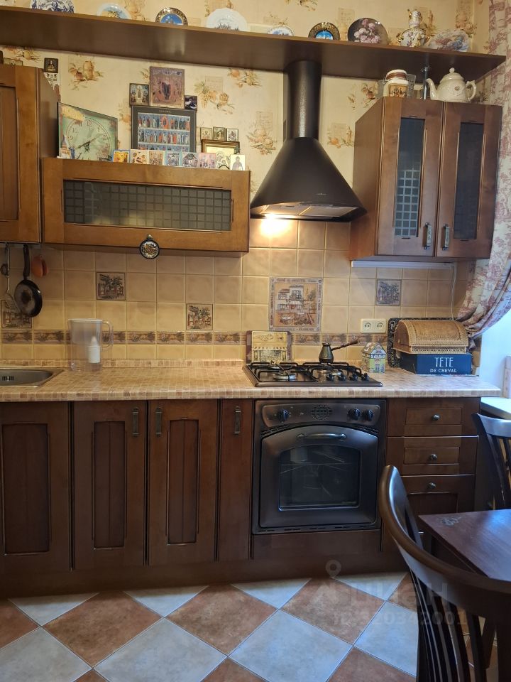 Продажа 1-комн квартиры на вторичном рынке Ермолаевский переулок, 21