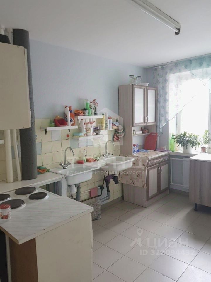Продажа комнаты Будапештская улица, 71к4