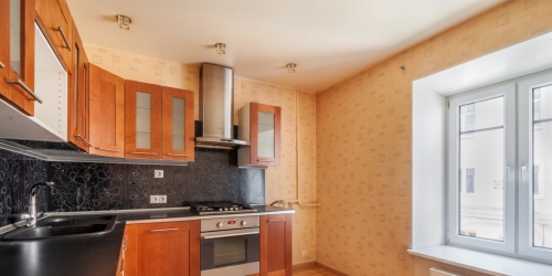 3-комн квартира 1-я Красноармейская ул. ,  д. 16