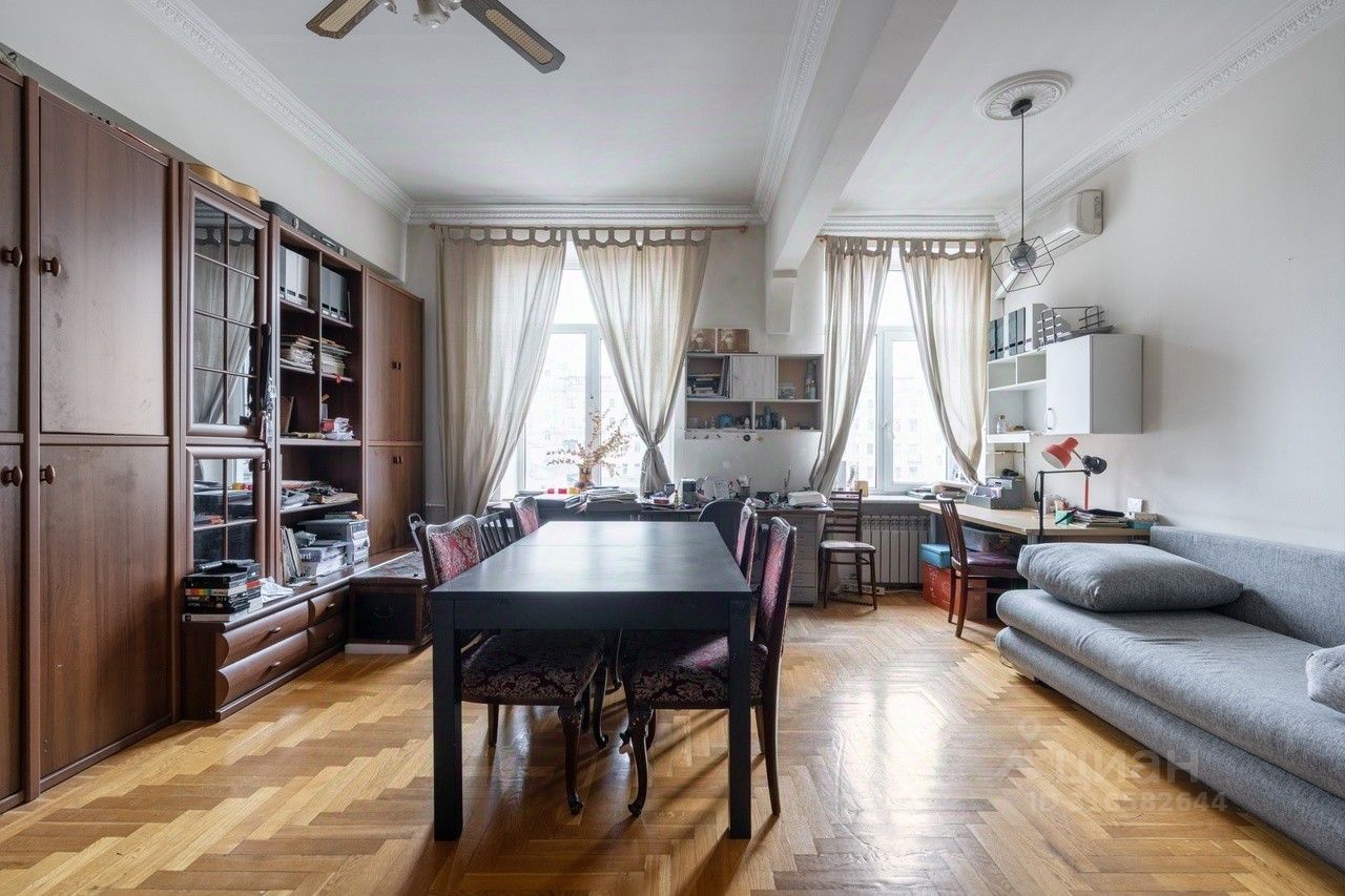 Продажа 4-комн квартиры на вторичном рынке переулок Брюсов, 8-10С1