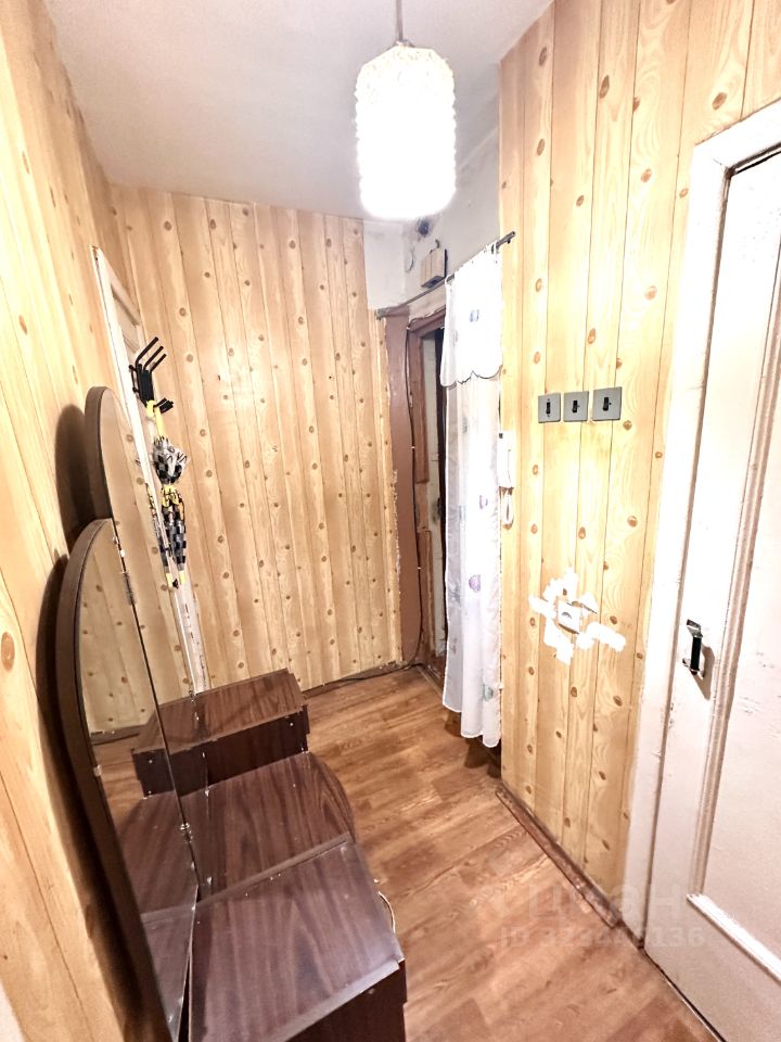 Продажа 1-комн квартиры на вторичном рынке Гатчина, улица Володарского, 1