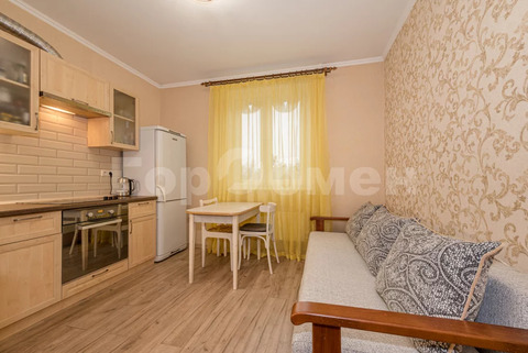 1-комн квартира Октябрьский, улица 60 лет Победы,  д. 1