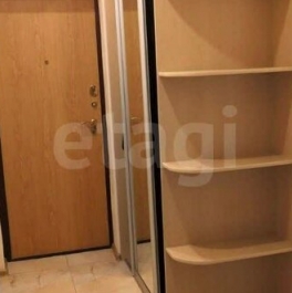 Продажа 3-комн квартиры на вторичном рынке ул Школьная,  д. 64
