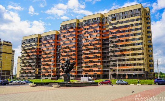 Продажа 1-комн квартиры на вторичном рынке Лосино-Петровский, Заречная улица,  д. 14