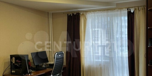 3-комн квартира Космонавтов пр-кт,  д. 61,  к. 1