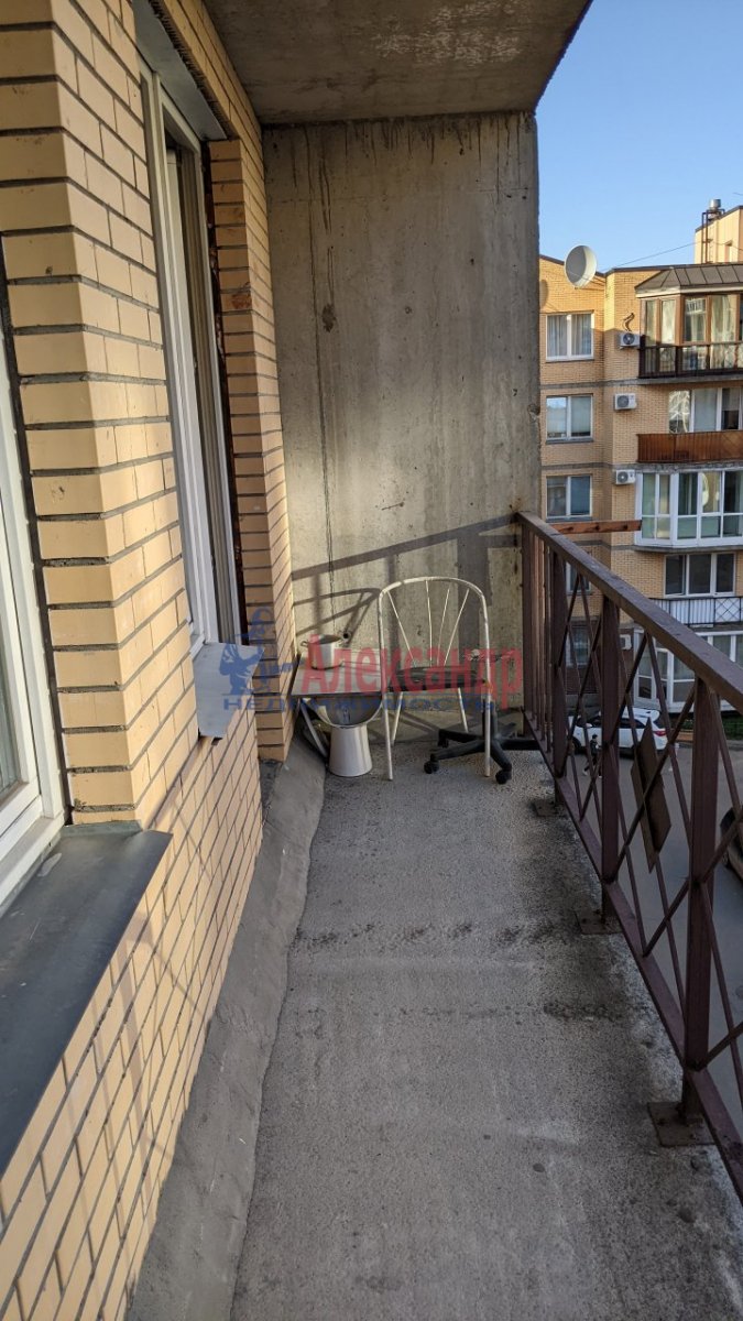 Продажа 2-комн квартиры на вторичном рынке 1 Утиная ул. ,  д. 28