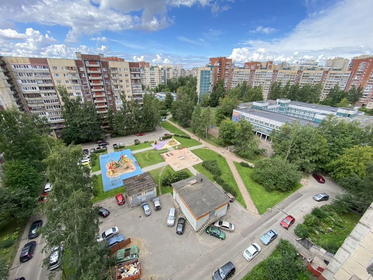 Продажа 2-комн квартиры на вторичном рынке Кузнецова пр-кт,  д. 21
