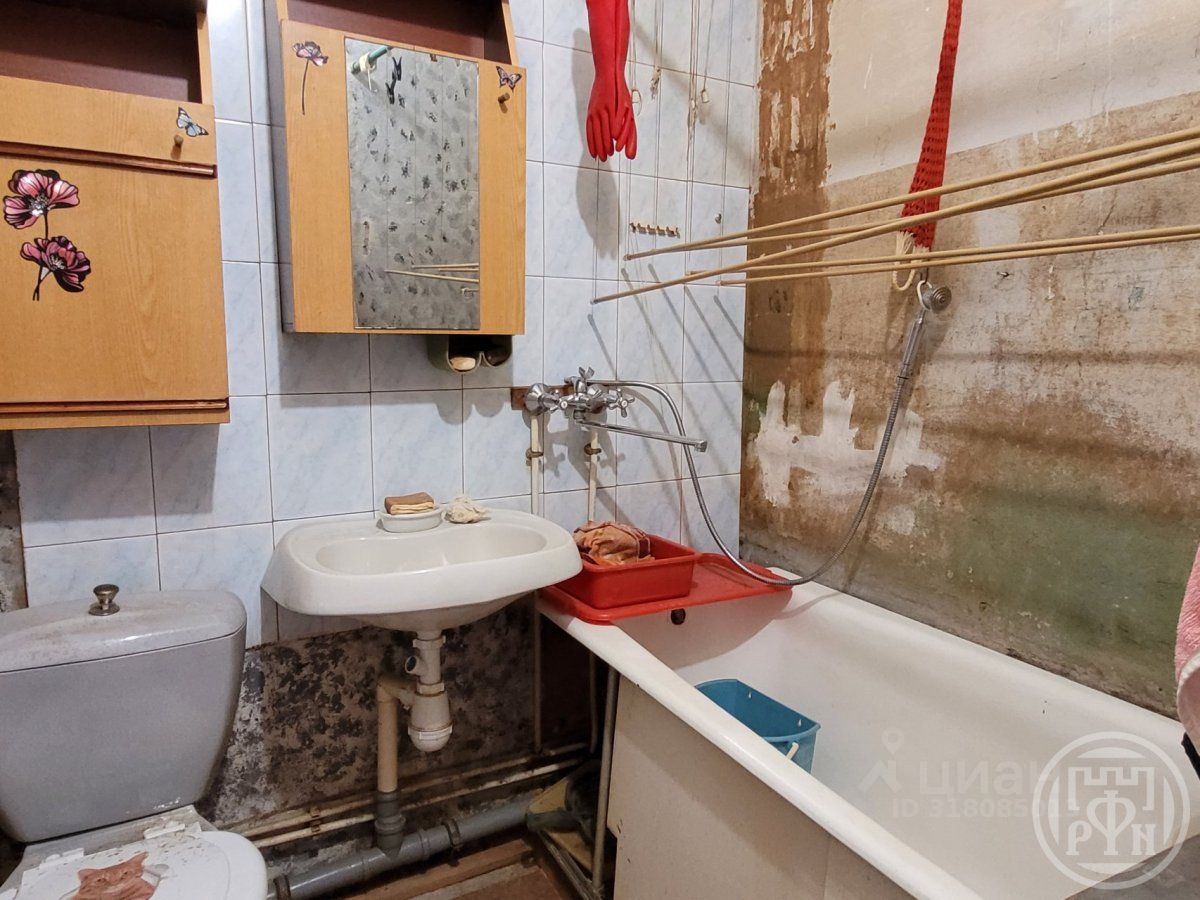Продажа 1-комн квартиры на вторичном рынке Отрадное, Советская улица, 10
