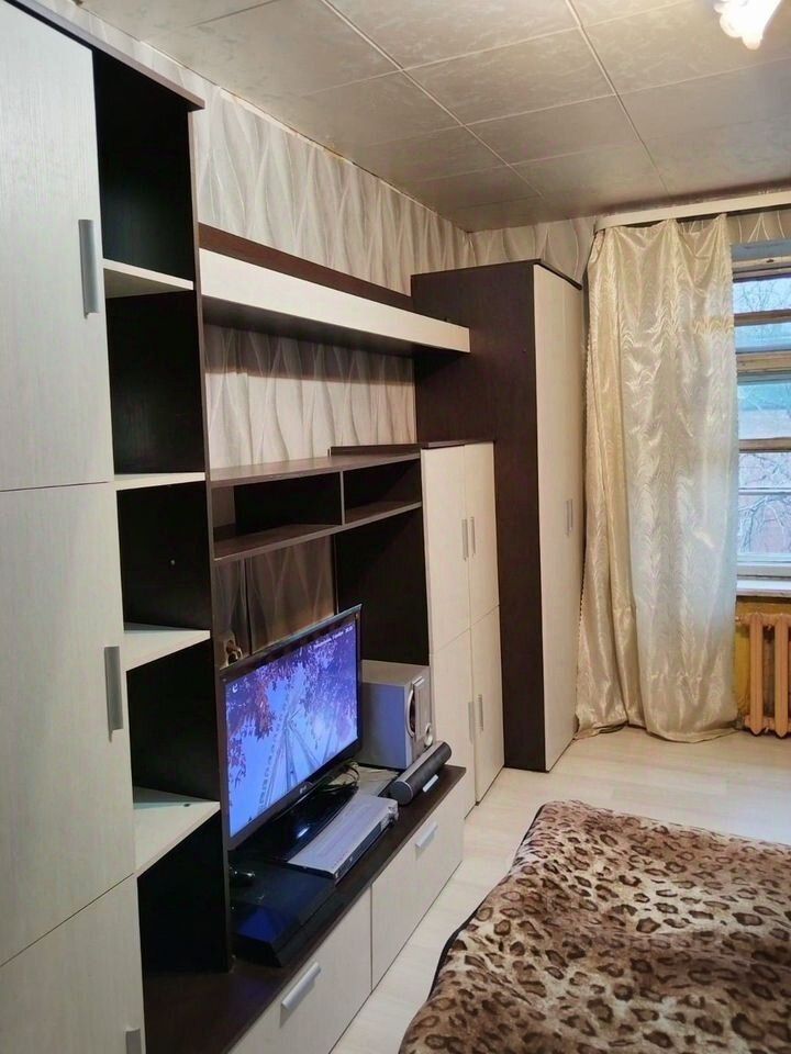 Продажа 3-комн квартиры на вторичном рынке проспект Маршала Блюхера, 12зд160