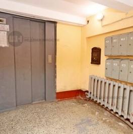 Продажа 2-комн квартиры на вторичном рынке Тореза пр-кт,  д. 102 к5